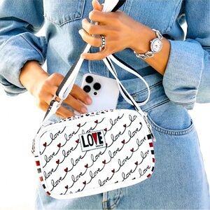 NWT Brighton "LOVE SCROLL" Canvas Adjustable Crossbody Bag In White. Great Gift!